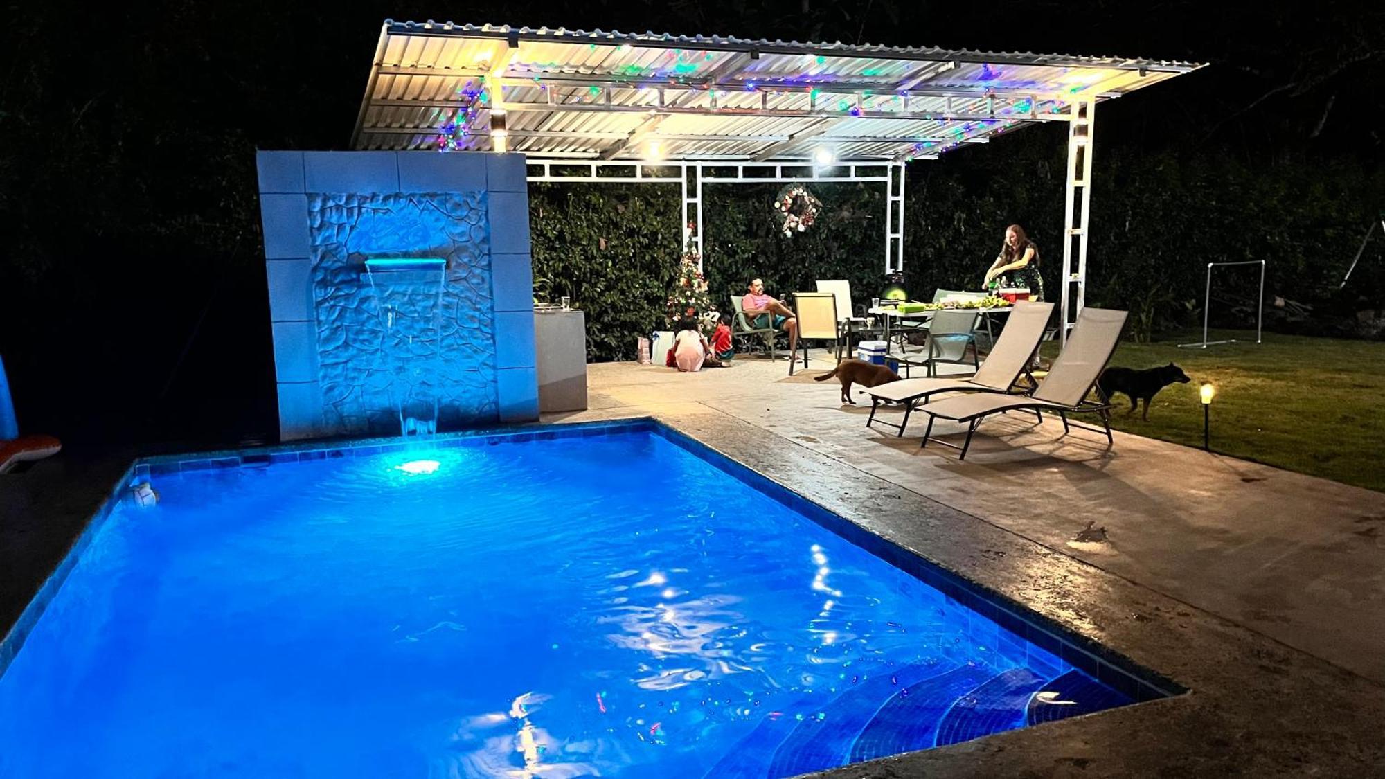 Guanacastes Cerca De Tamarindo Con Piscina * Santa Cruz (Guanacaste)