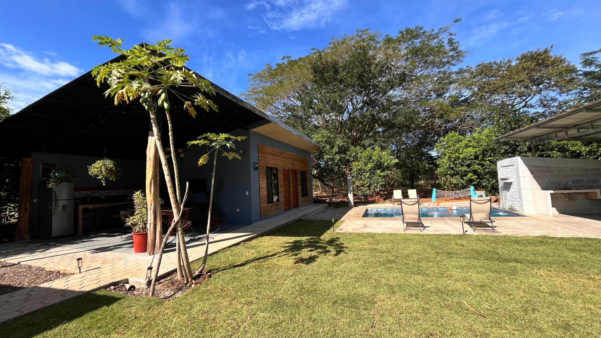 Guanacastes Cerca De Tamarindo Con Piscina * Santa Cruz (Guanacaste)